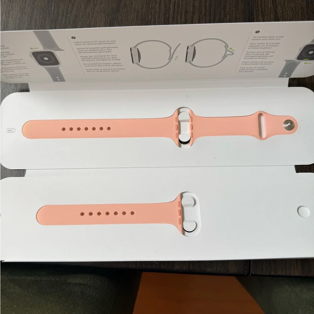 Apple Pink Arm & Wristband Clip for Wearables